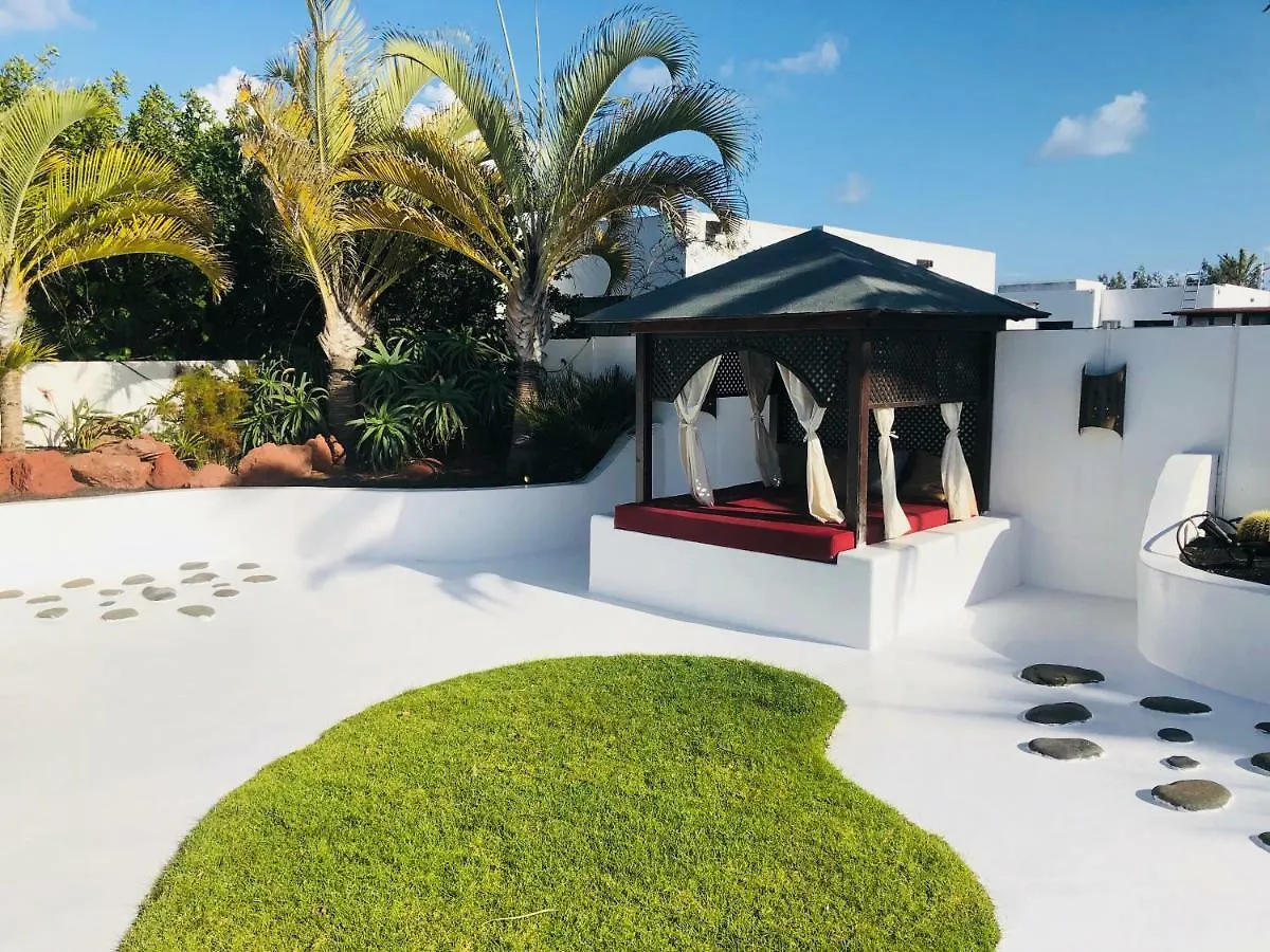 Villa Picasso Private Pool Playa Blanca