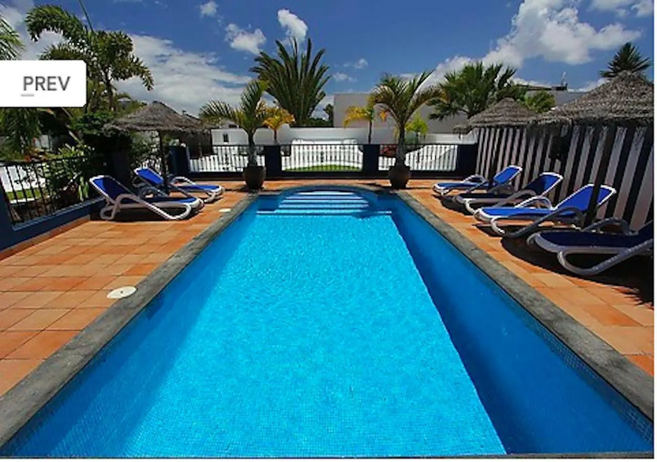 Villa CHAO private heated pool, garden, wifi, A/C Playa Blanca