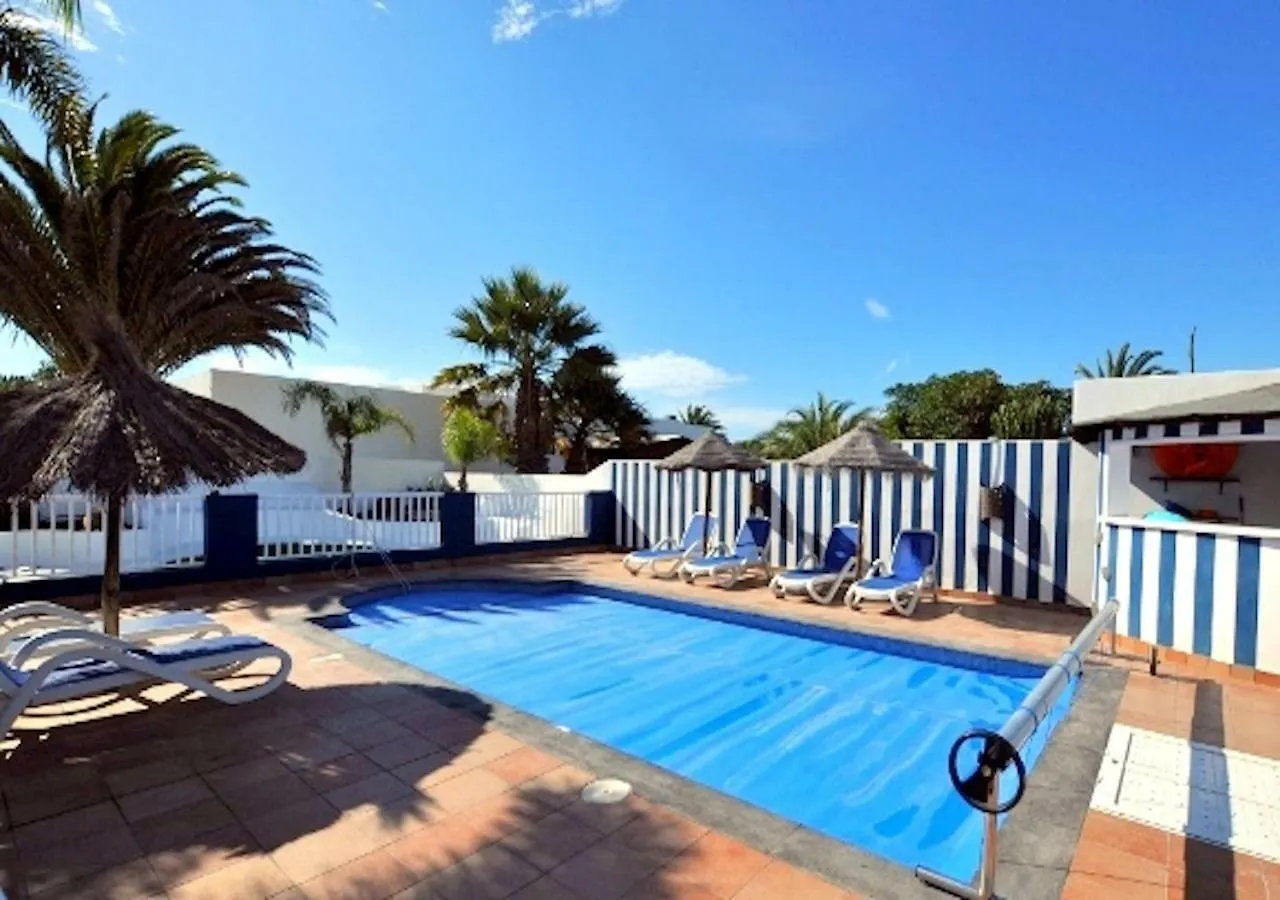 Villa CHAO private heated pool, garden, wifi, A/C Playa Blanca  0*, Playa Blanca (Lanzarote) Spagna